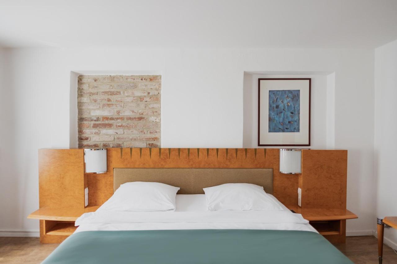 Cristallo Hotel 3*
