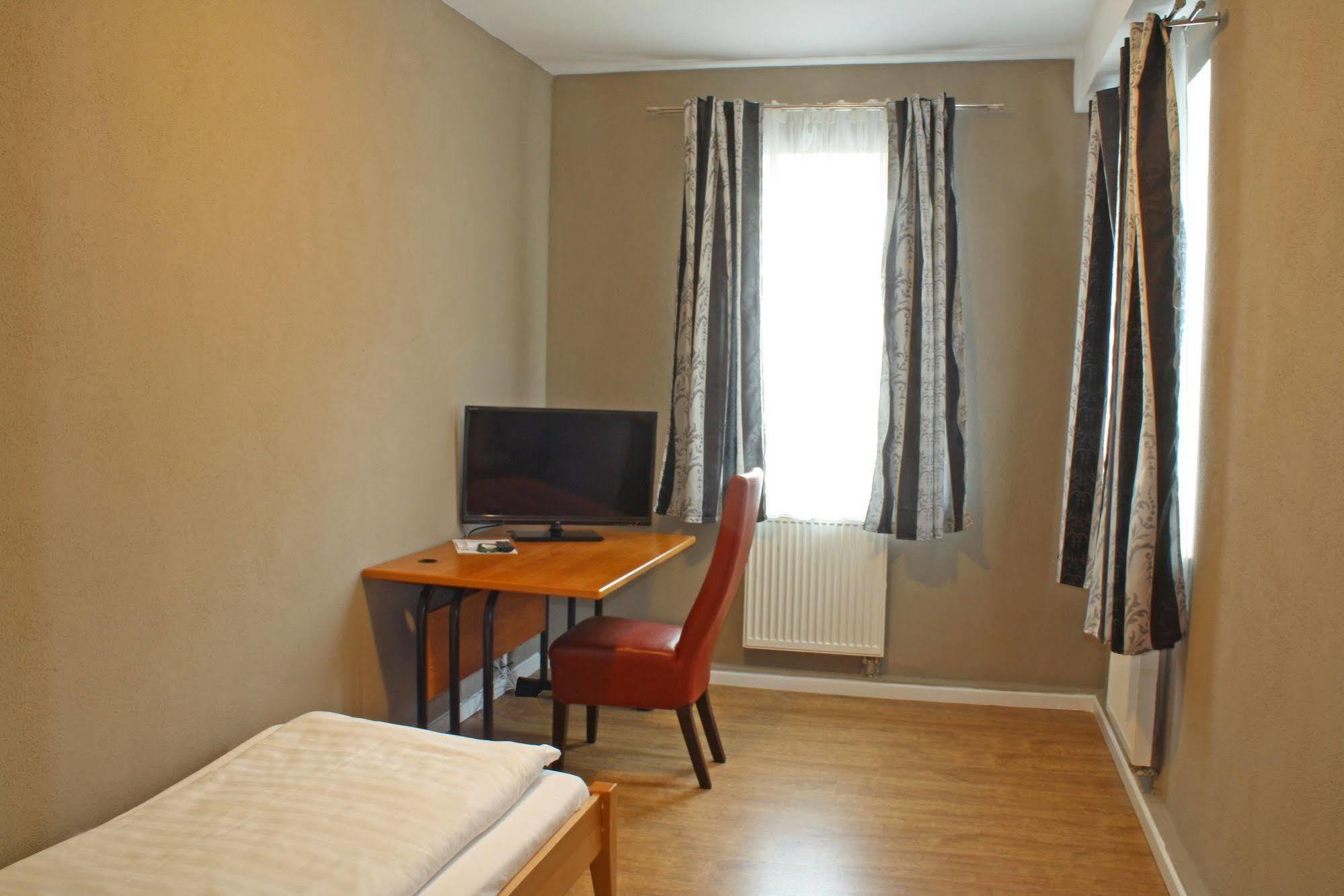 Cristallo Hotel 3*